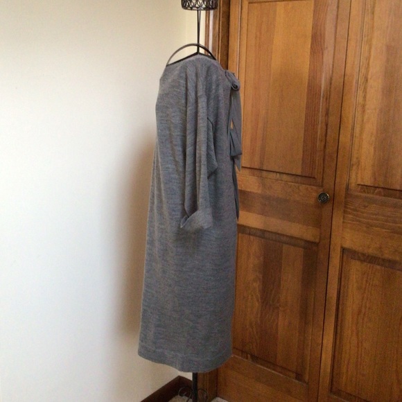 Club Monaco Wool Dress with silk ties at back, Size Small, Grey - Picture 4 of 7